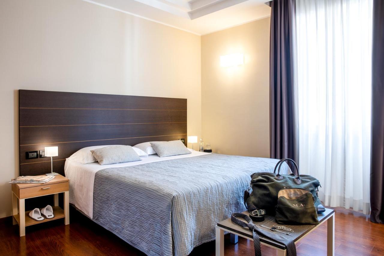 Grand Hotel Spiaggia Alassio Bagian luar foto