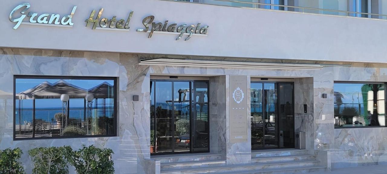 Grand Hotel Spiaggia Alassio Bagian luar foto